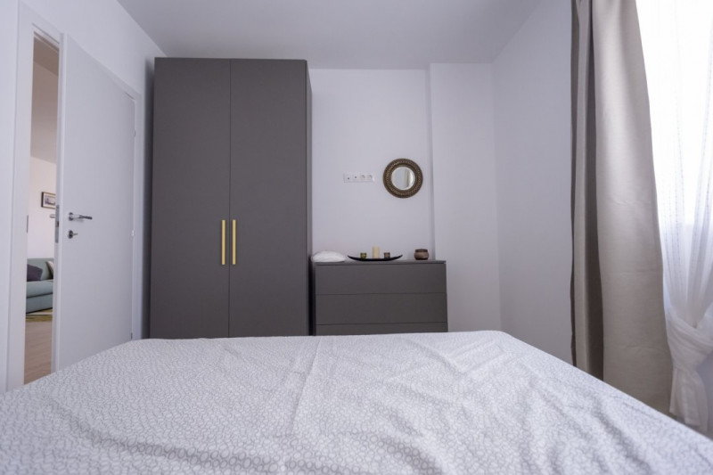 Inchiriere apartament modern si loc parcare, New Point Pipera