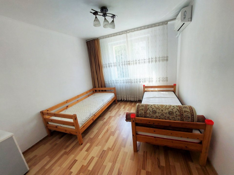 Inchiriere apartament 3 camere, Metrou Dristor 1