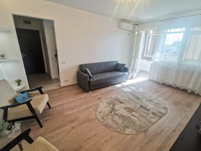 Apartament luminos si cochet de inchiriat intre Unirii si Parc Tineretului