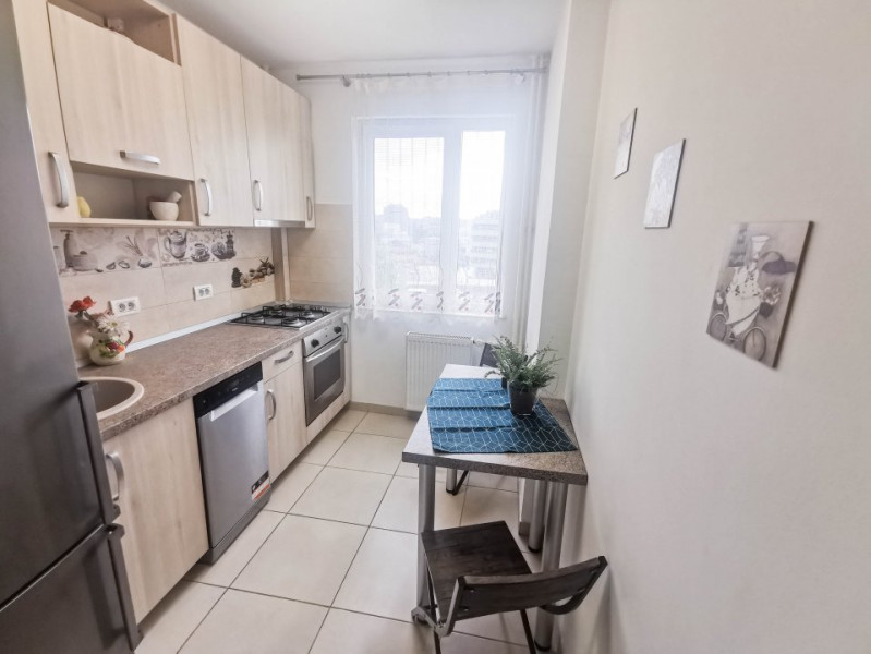 Apartament luminos si cochet de inchiriat intre Unirii si Parc Tineretului