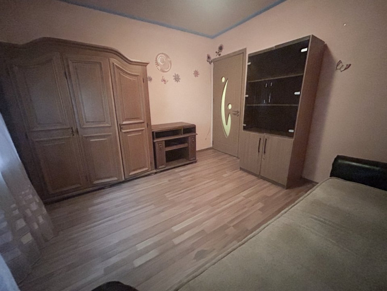 Apartament cu 2 camere, Etaj 3/4, decomandat, Gorjului