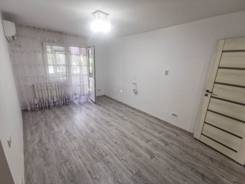 Apartament frumos, complet renovat 2 camere zona Vitan