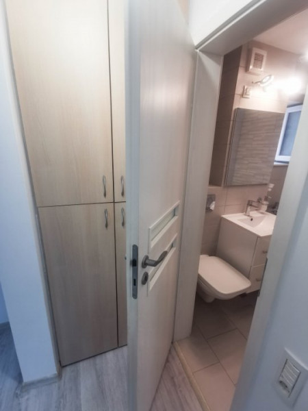 Apartament frumos, complet renovat 2 camere zona Vitan