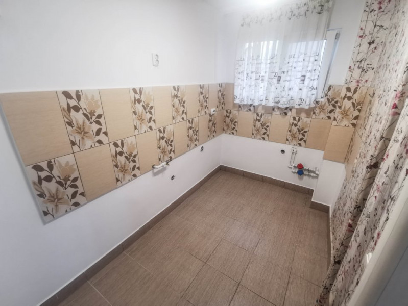 Apartament frumos, complet renovat 2 camere zona Vitan