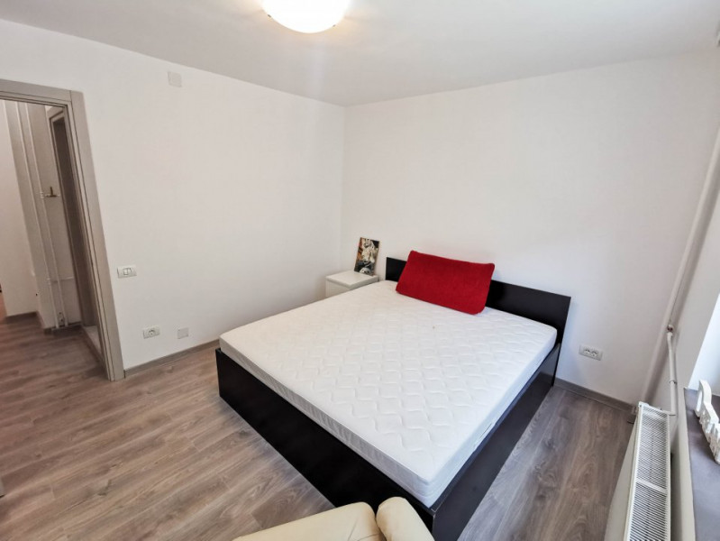 Apartament 2 camere super spatios, modern, luminos si renovat, zona Decebal