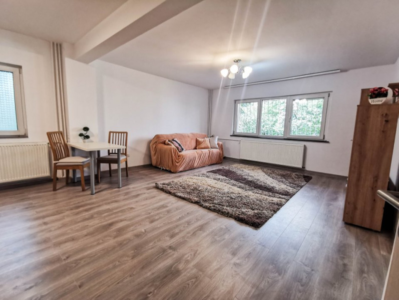 Apartament 2 camere super spatios, modern, luminos si renovat, zona Decebal