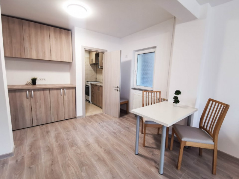 Apartament 2 camere super spatios, modern, luminos si renovat, zona Decebal