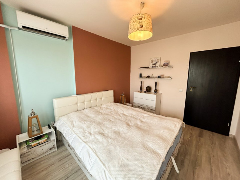 Apartament cochet cu centrala, mobilat si utilat, 2 locuri de parcare