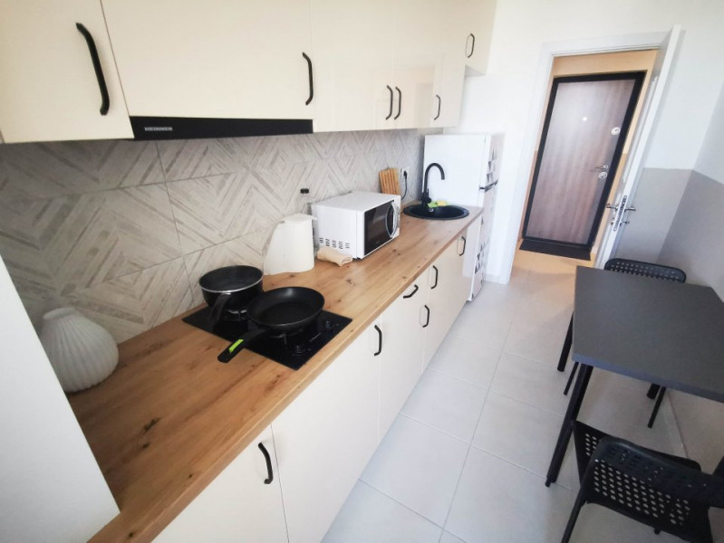 Garsoniera moderna si spatioasa de inchiriat, loc de parcare, Militari Residence