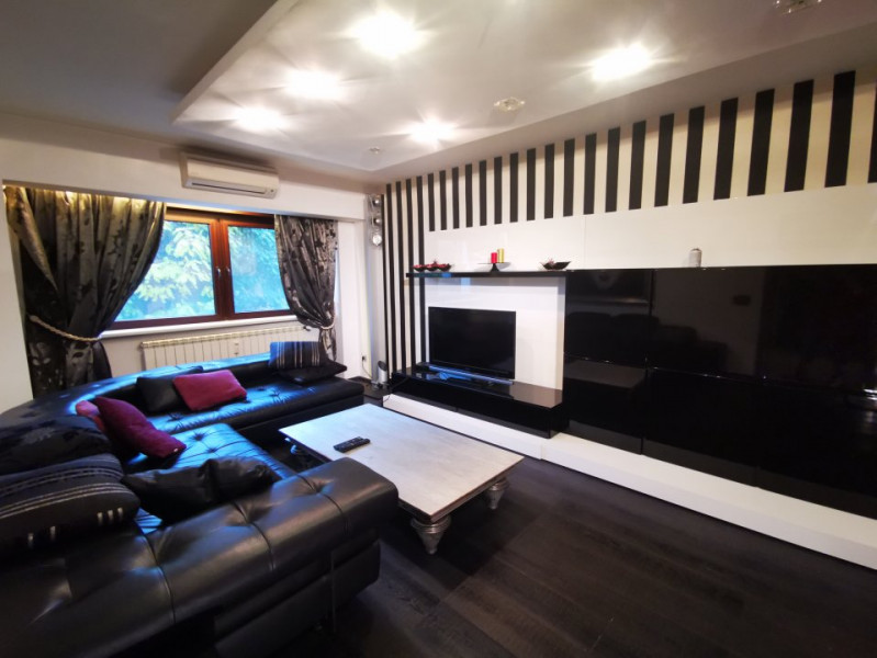 Apartament SUPERB 3 camere de inchiriat Piata Alba Iulia, Bd. Decebal