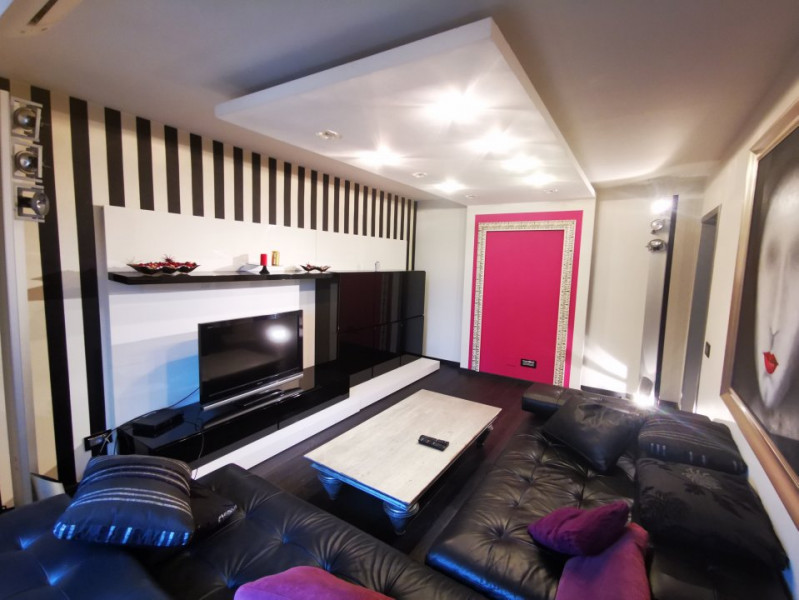 Apartament SUPERB 3 camere de inchiriat Piata Alba Iulia, Bd. Decebal