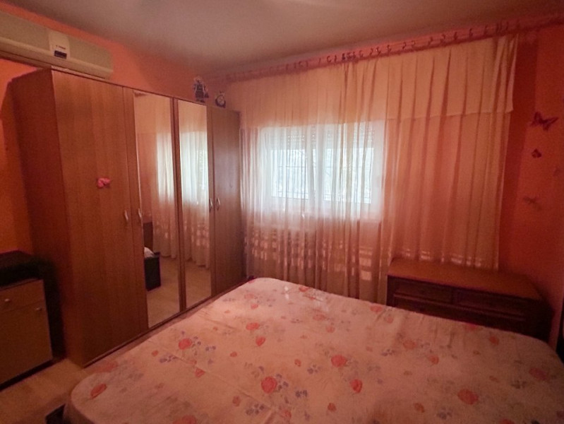 Vanzare apartament cu 2 camere, Etaj 1 din 4, decomandat, Gorjului