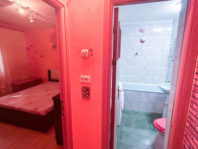 Vanzare apartament cu 2 camere, Etaj 1 din 4, decomandat, Gorjului
