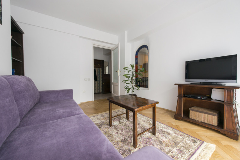 Inchiriere apartament cochet Universitate
