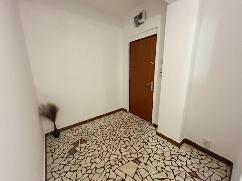 Vanzare apartament Calea Victoriei intersectie cu Calea Grivitei