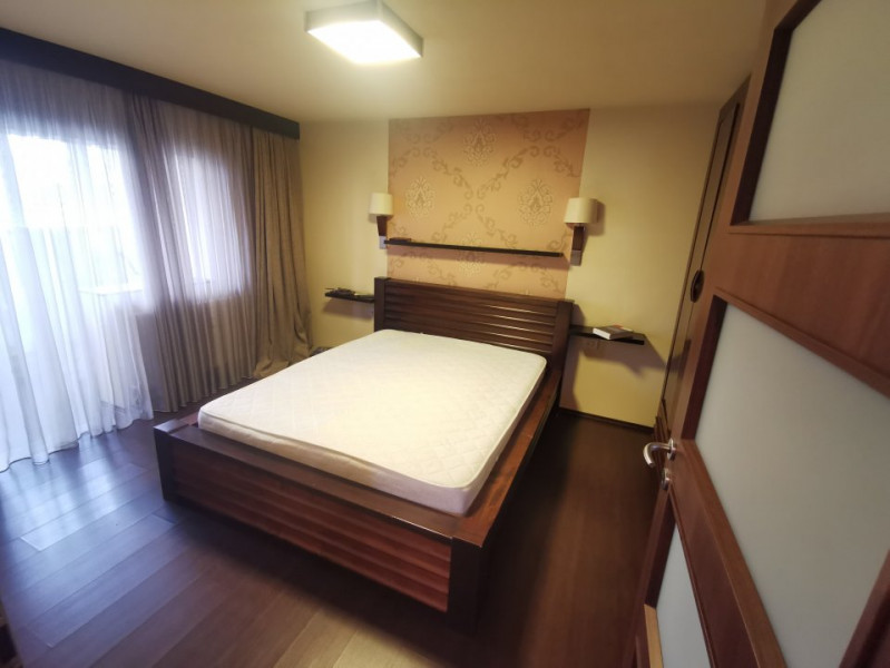 Apartament Spațios cu 3 Camere și 3 Balcoane – Lângă Mall Vitan, 87 mp