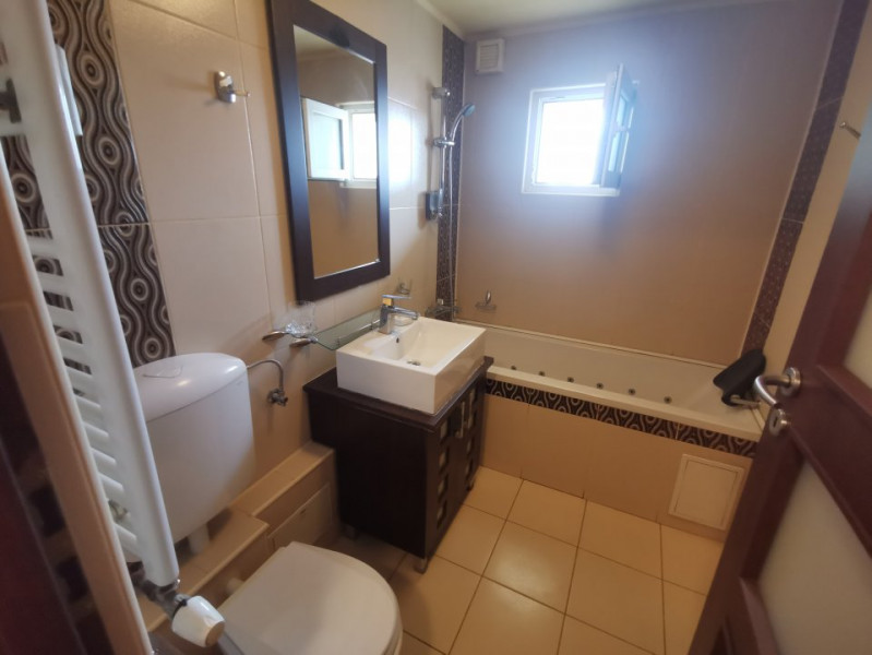 Apartament Spațios cu 3 Camere și 3 Balcoane – Lângă Mall Vitan, 87 mp