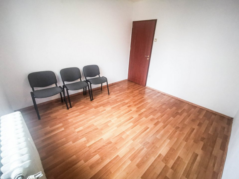 Ideal birouri: apartament 4 cam de inchiriat, nemobilat, metrou Iancului la 200m