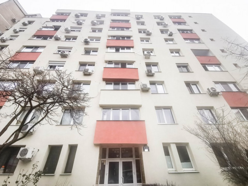 Ideal birouri: apartament 4 cam de inchiriat, nemobilat, metrou Iancului la 200m