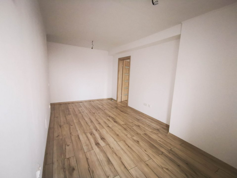 Apartament 3 camere de vanzare cu terasa 30 mp, bloc nou Brancoveanu