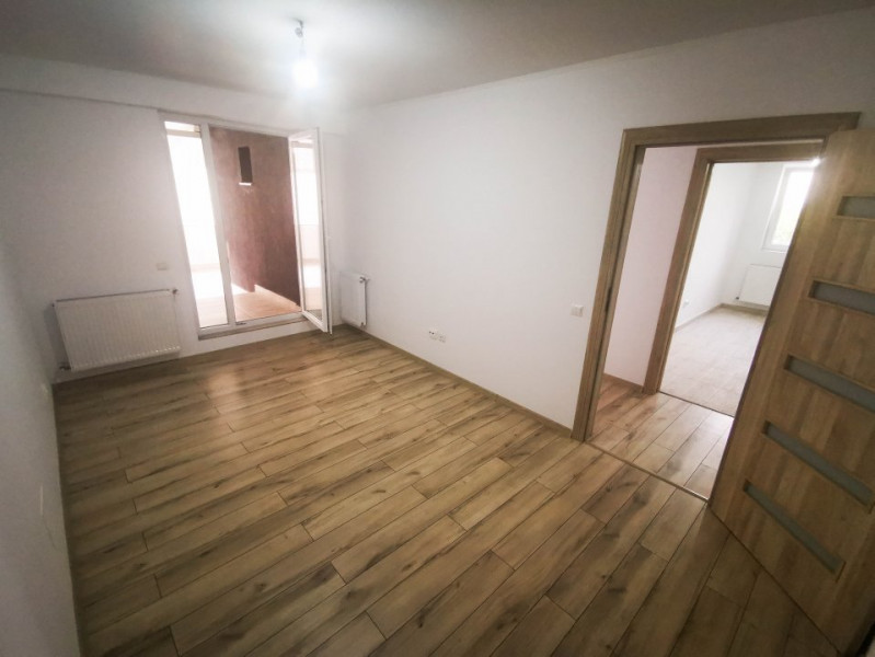 Apartament 3 camere de vanzare cu terasa 30 mp, bloc nou Brancoveanu