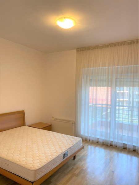 Inchiriere apartament patru camere langa Herastrau