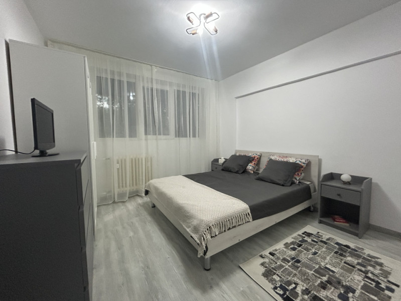 Apartament 3 camere de inchiriat la 10 min de metroul Raul Doamnei