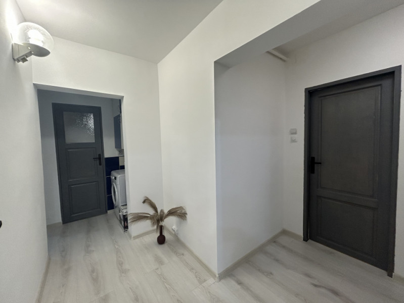 Apartament 3 camere de inchiriat la 10 min de metroul Raul Doamnei