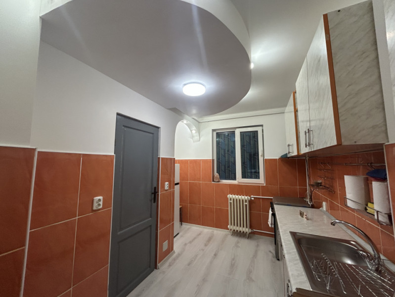 Apartament 3 camere de inchiriat la 10 min de metroul Raul Doamnei