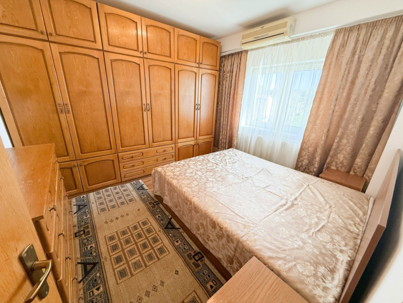Central, apartament foarte spatios de inchiriat 2 camere pe strada Traian