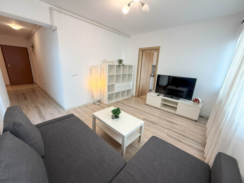 Apartament 2 camere de vânzare – Cartierul Solar, Metalurgiei, loc parcare 