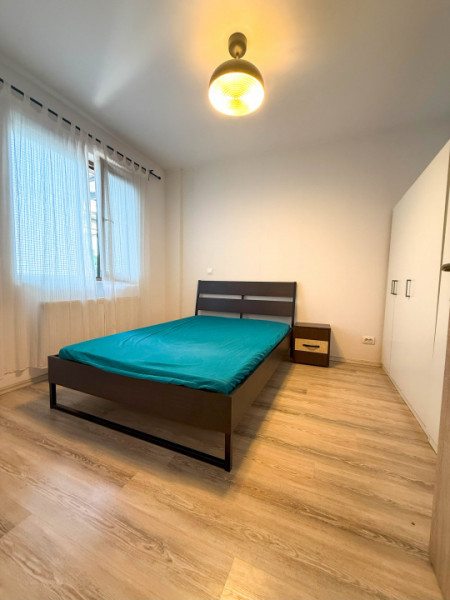 Apartament 2 camere de vânzare – Cartierul Solar, Metalurgiei, loc parcare 