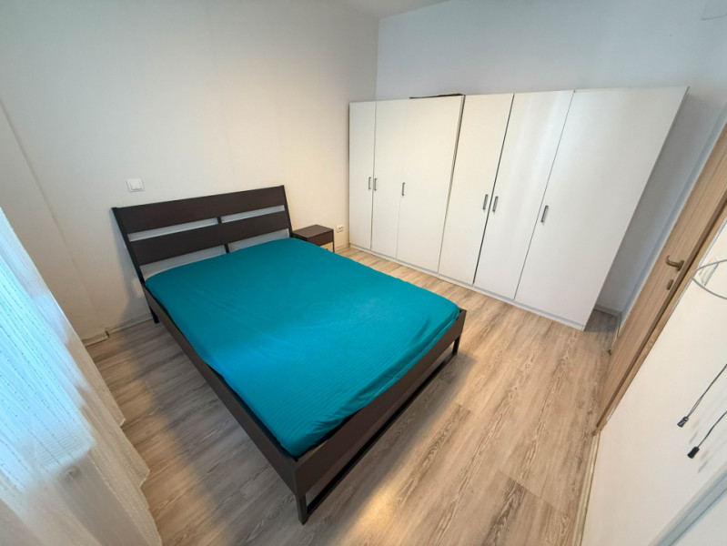 Apartament 2 camere de vânzare – Cartierul Solar, Metalurgiei, loc parcare 