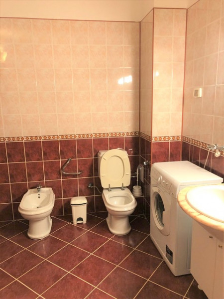 Inchiriere apartament trei camere langa Herastrau