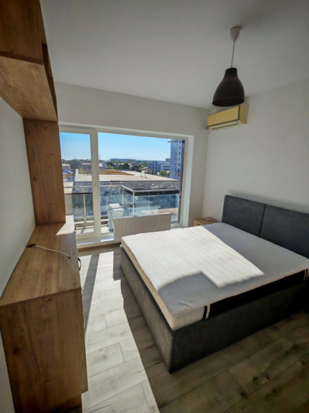 Vanzare apartament doua camere complet renovat, Titan