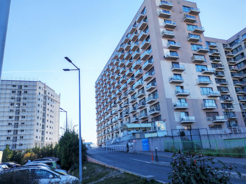 Vanzare apartament doua camere complet renovat, Complex Rasarit de Soare