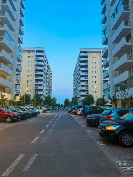 PRIMA INCHIRIERE, 2 camere , Grand Kristal Residence, Metalurgiei, loc parcare