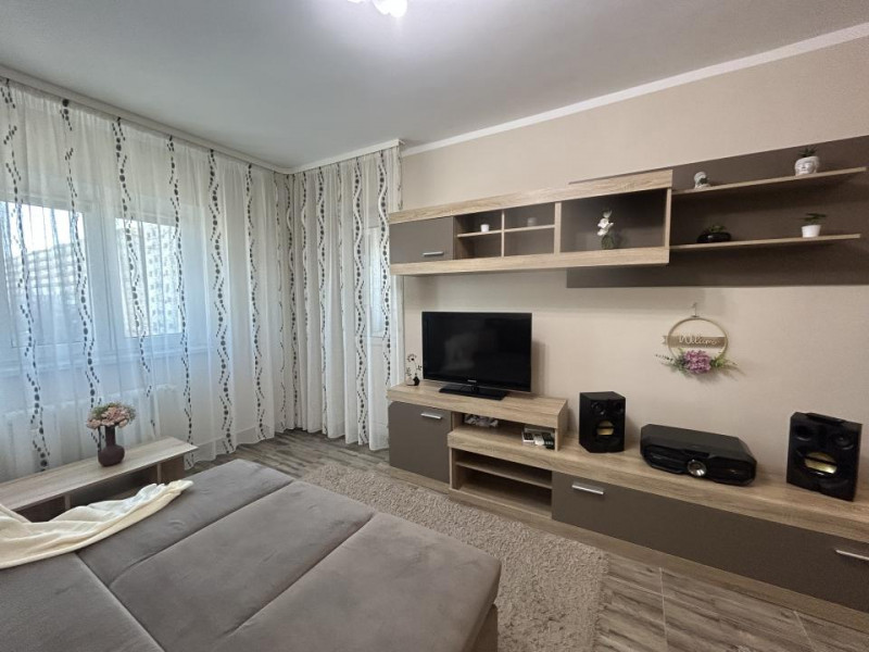 Garsoniera cocheta cu parcare in Titan, la 15 minute de metrou