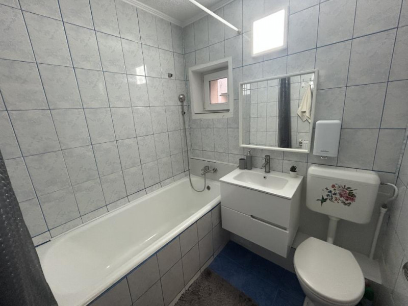 Apartament 2 camere, Parcare, 15 minute de metrou 1 Decembrie 1918
