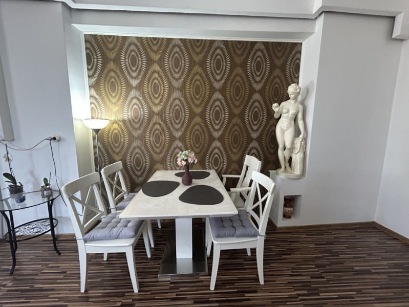 Apartament spatios cu 3 camere, Cartierul Latin, Parcare, Pet friendly