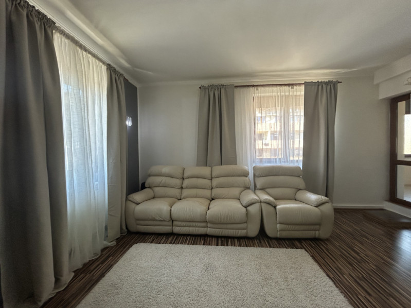 Apartament spatios cu 3 camere, Cartierul Latin, Parcare, Pet friendly