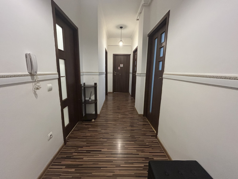 Apartament spatios cu 3 camere, Cartierul Latin, Parcare, Pet friendly