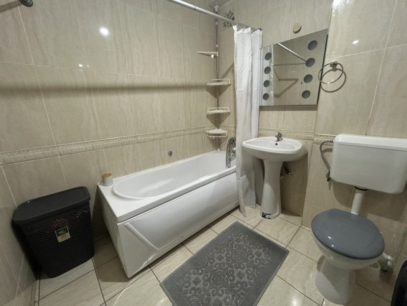 Apartament spatios cu 3 camere, Cartierul Latin, Parcare, Pet friendly
