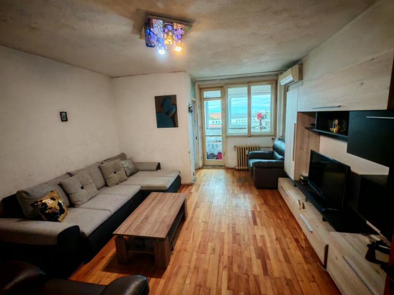 Vanzare garsoniera in zona Metrou Costin Georgian