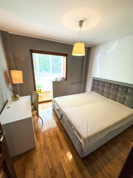 3 camere de inchiriat | Decomandat | Luminos | 2 băi | Vitan