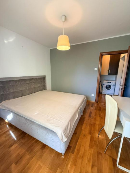 3 camere de inchiriat | Decomandat | Luminos | 2 băi | Vitan