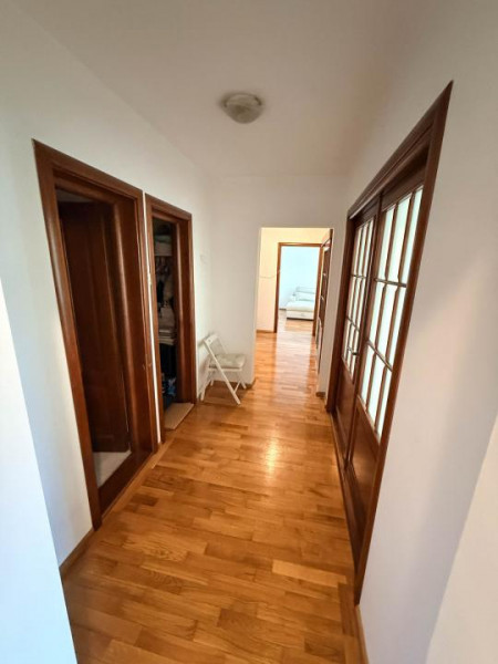 3 camere de inchiriat | Decomandat | Luminos | 2 băi | Vitan