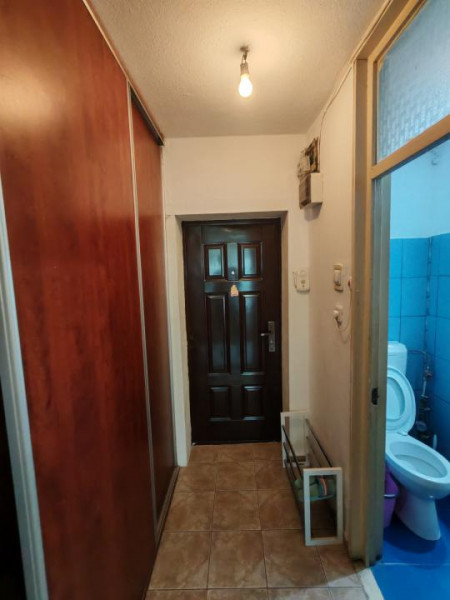 Inchiriere garsoniera zona Titan-Costin Georgian