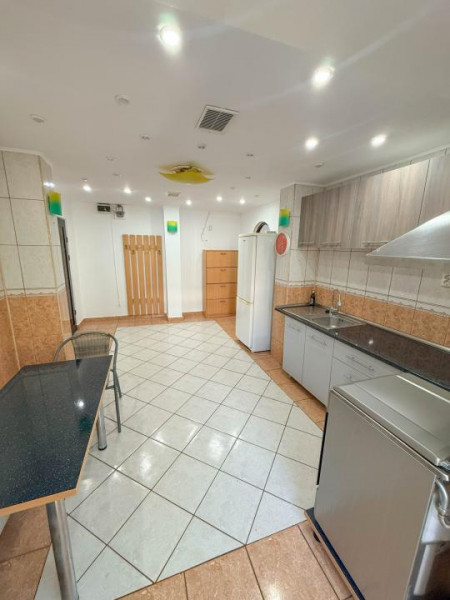 3 camere de vânzare | Rahova | 3/4 | Bloc anvelopat | Zonă liniștită Comision 0%