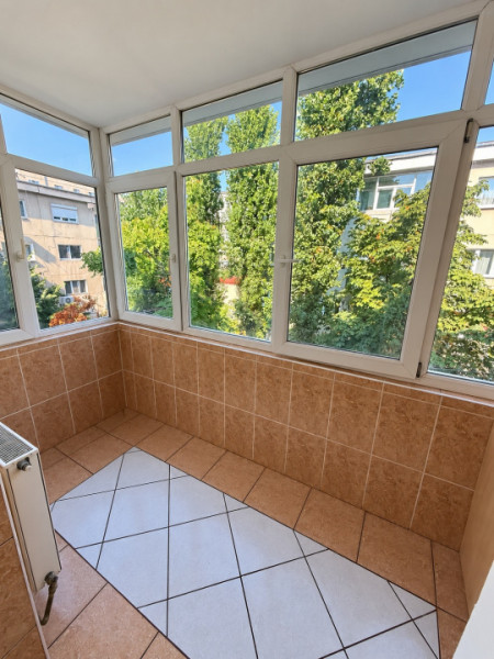 3 camere de vânzare | Rahova | 3/4 | Bloc anvelopat | Zonă liniștită Comision 0%